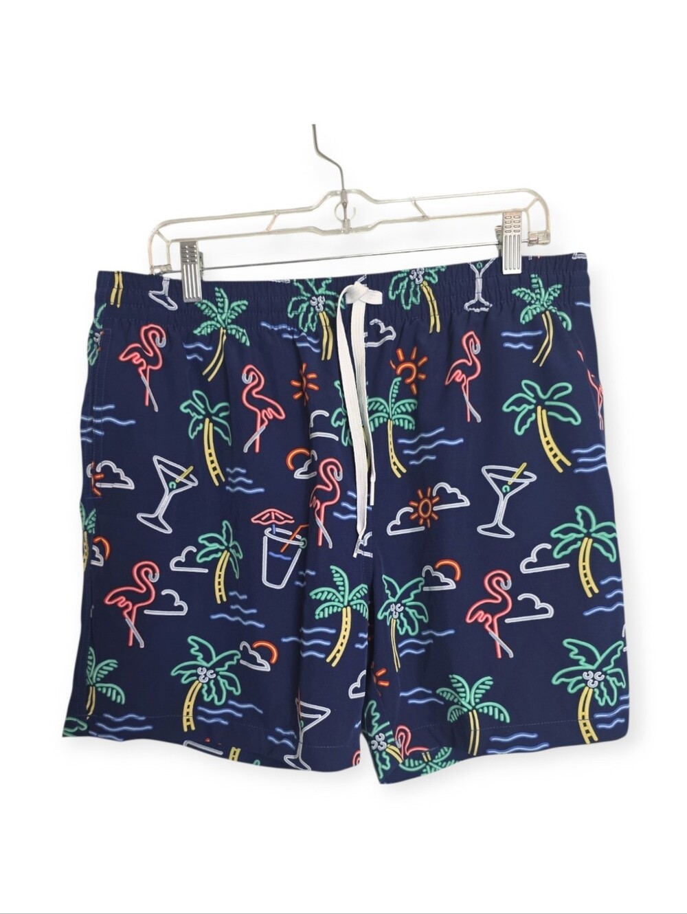 Mens NWOT Chubbies The Neon Lights swim trunks, size XL inseam 5.5